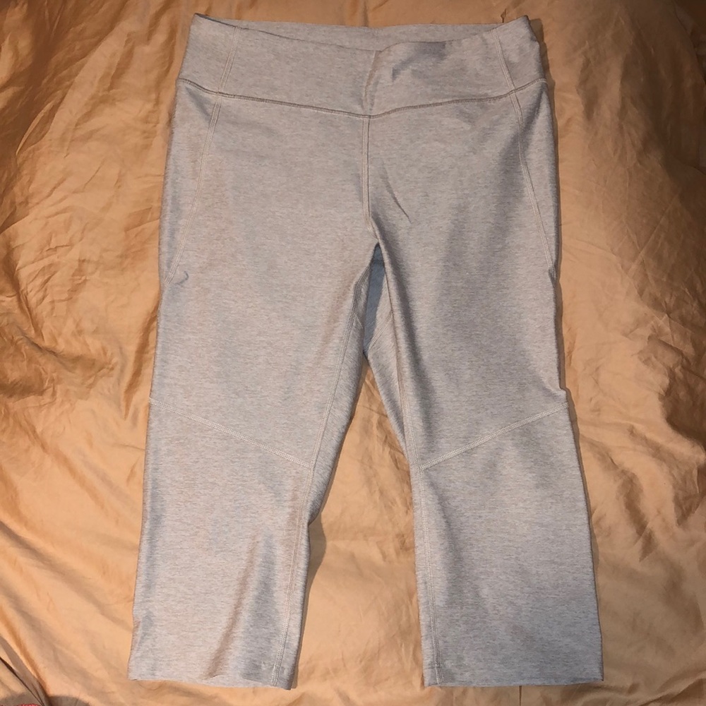 OV Warm Up cropped leggings in Oatmeal